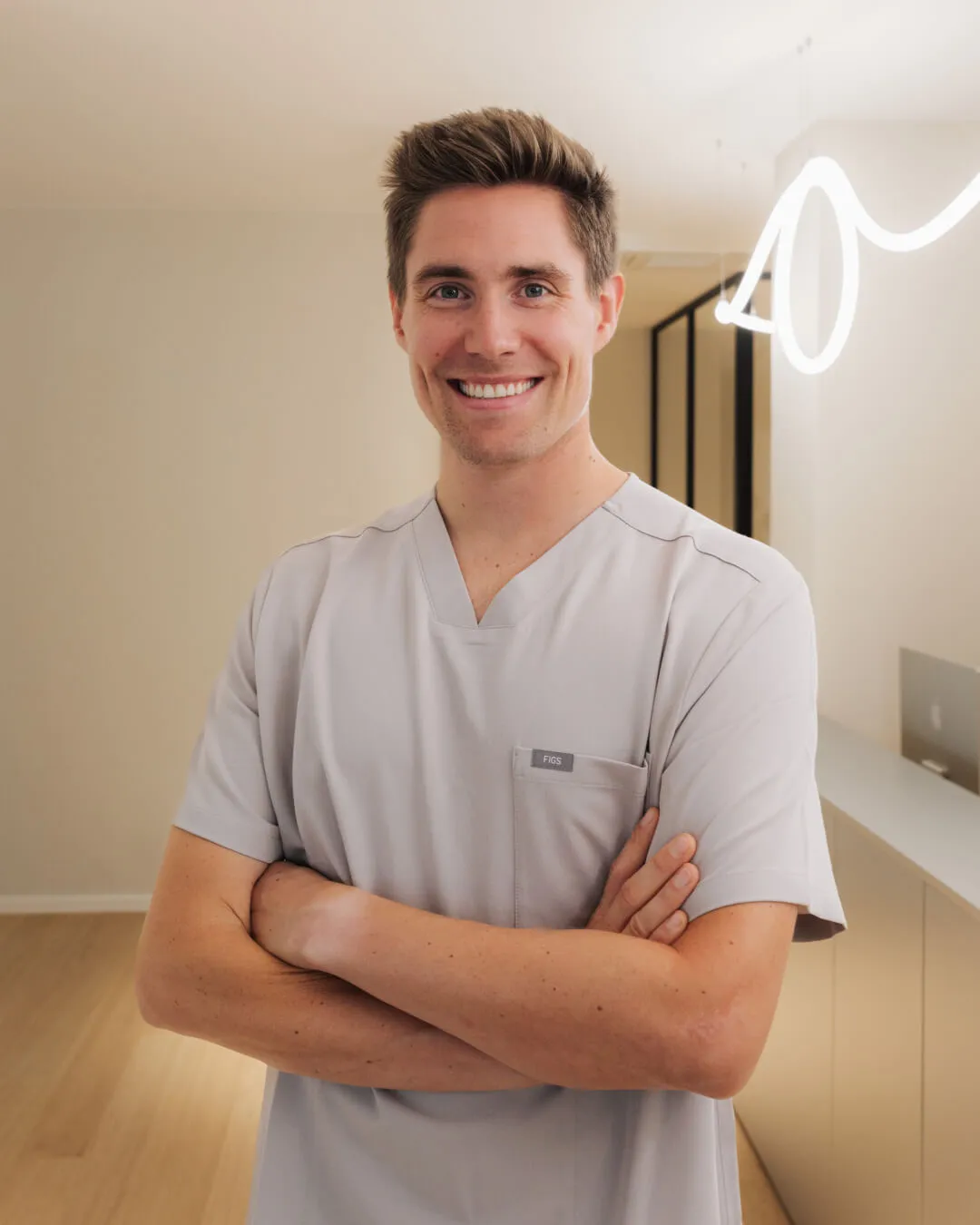 milkyway-Zahnarztpraxis-Frankfurt-fuer-Kinder-und-Erwachsene-Moritz-Waldmann